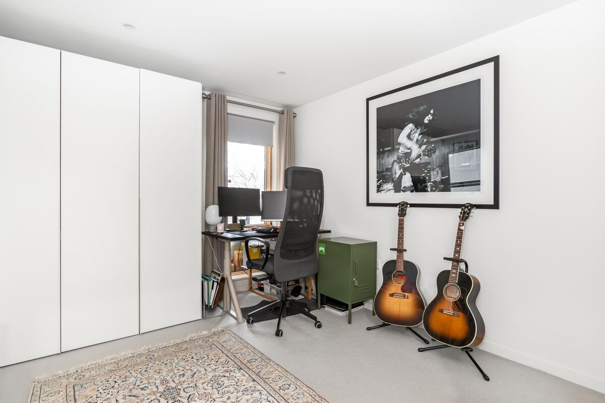 flat for sale in Wingate Square, London, SW4 DUL012458836 Knight Frank