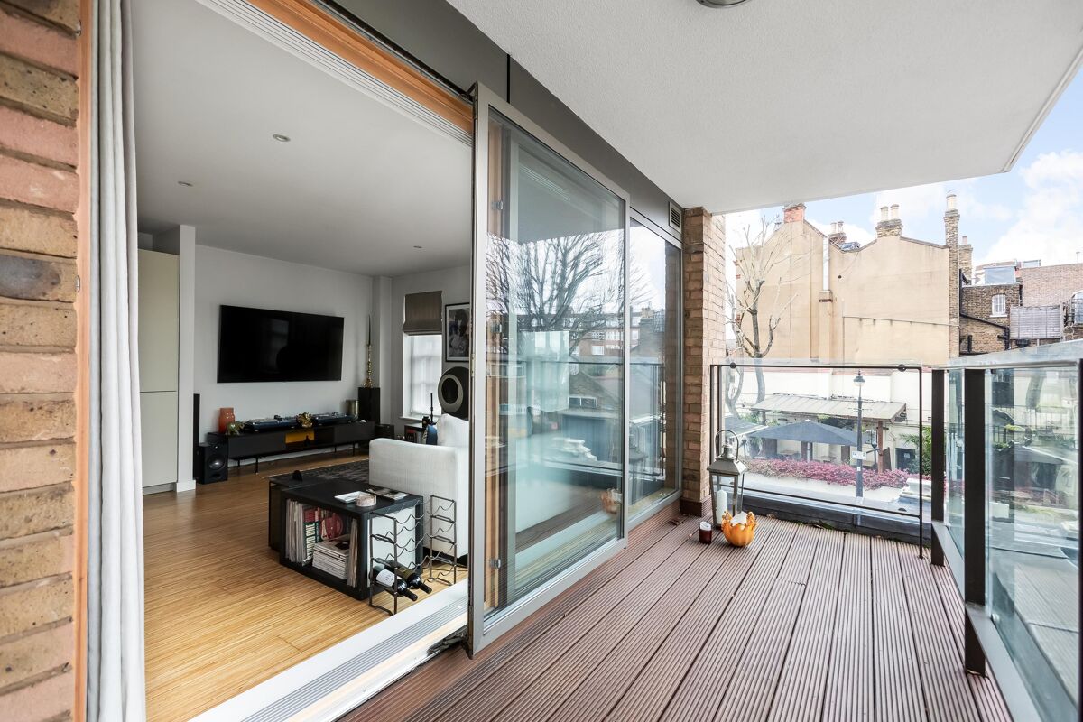 flat for sale in Wingate Square, London, SW4 DUL012458836 Knight Frank