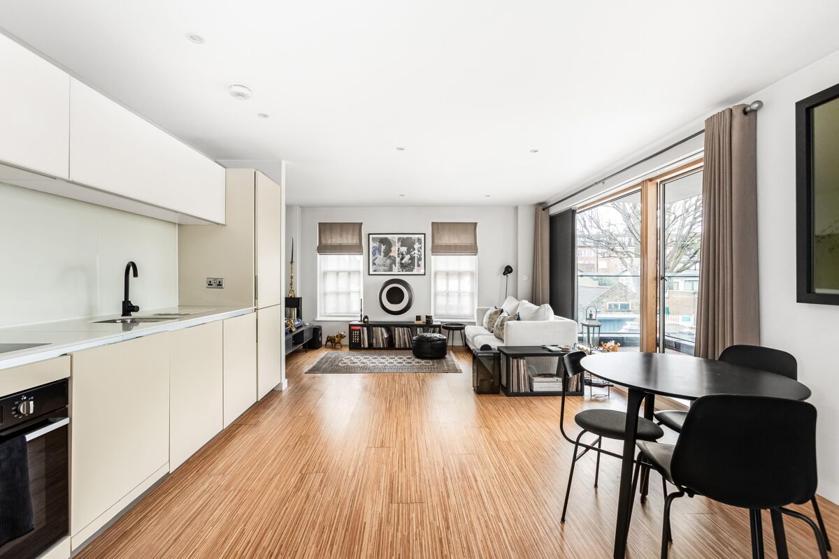 flat for sale in Wingate Square, London, SW4 DUL012458836 Knight Frank