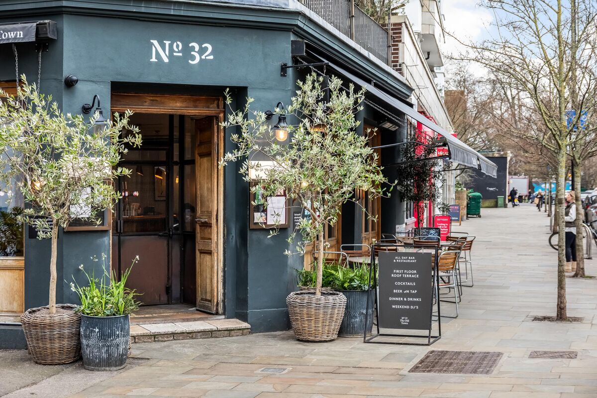 flat for sale in Wingate Square, London, SW4 DUL012458836 Knight Frank