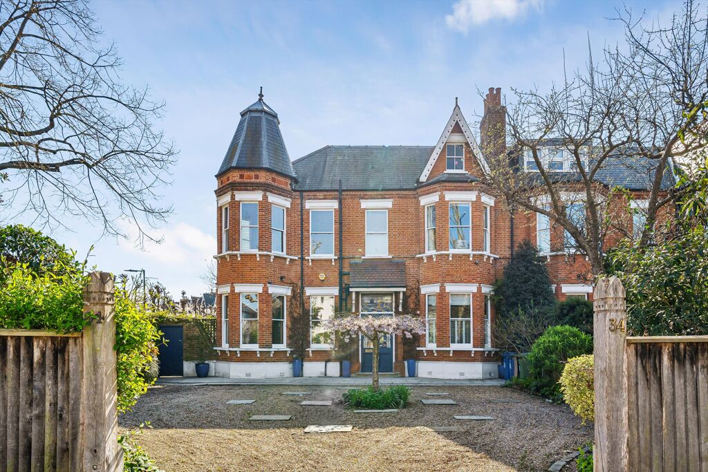 Image of Half Moon Lane, London SE24.