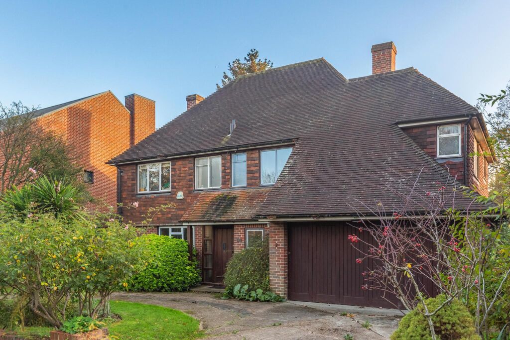 Image of Frank Dixon Way, London, SE21