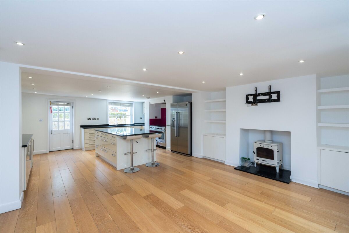 house for sale in Peckham Rye, Peckham SE15 DUL160030 Knight Frank