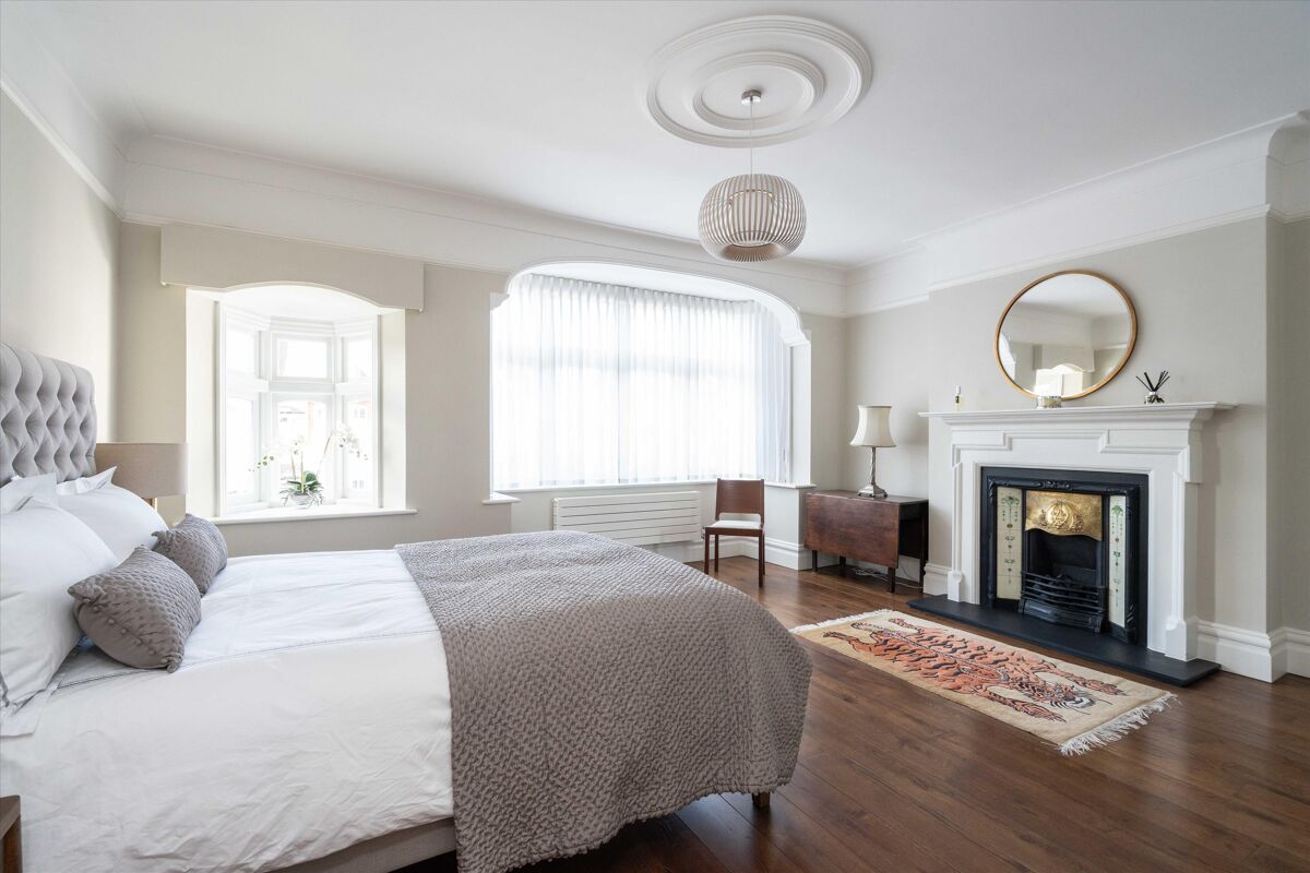 house for sale in Dovercourt Road, Dulwich Village, London, SE22