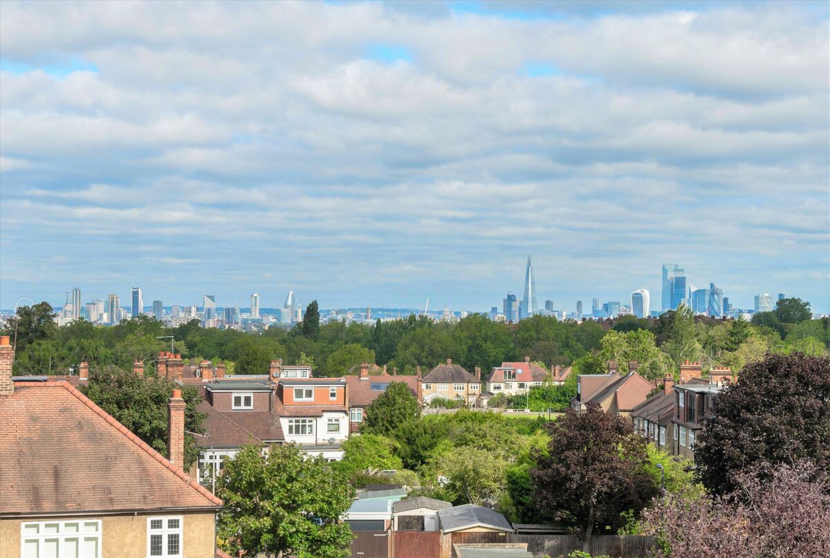 house for sale in Marmora Road, East Dulwich London SE22 DUL160082