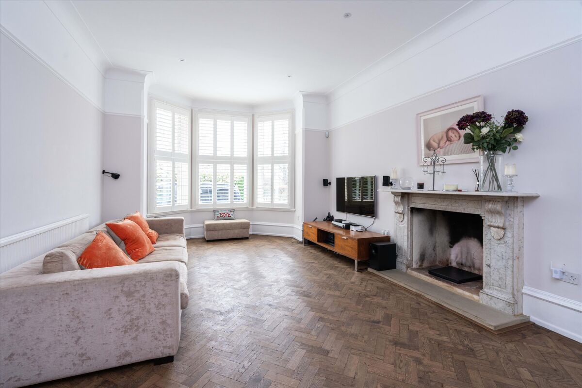 house for sale in Cator Road, Sydenham London SE26 DUL160159 Knight