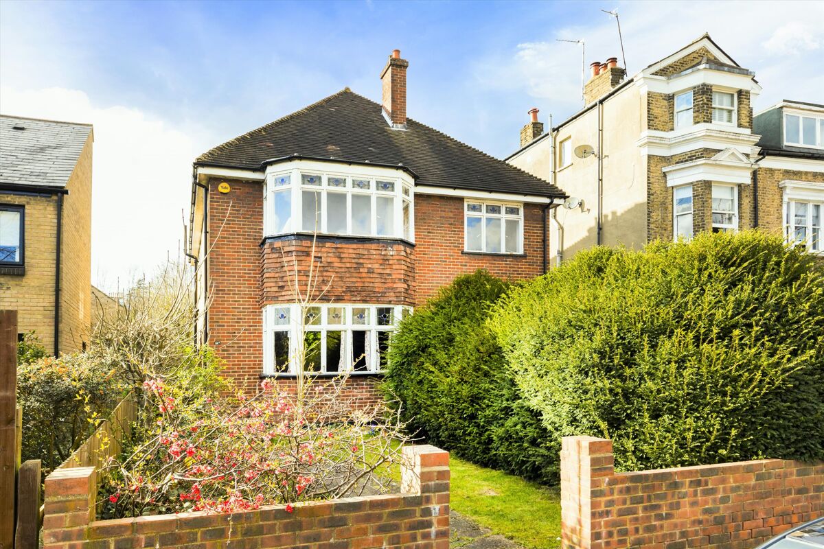 house for sale in Underhill Road, East Dulwich London SE22 DUL170017