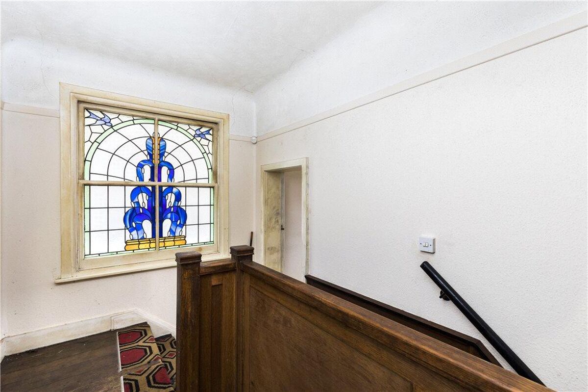 house for sale in Underhill Road, East Dulwich London SE22 DUL170017