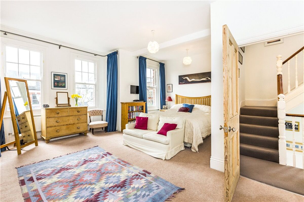 house for sale in Holmdene Avenue, Herne Hill, London, SE24 DUL170051