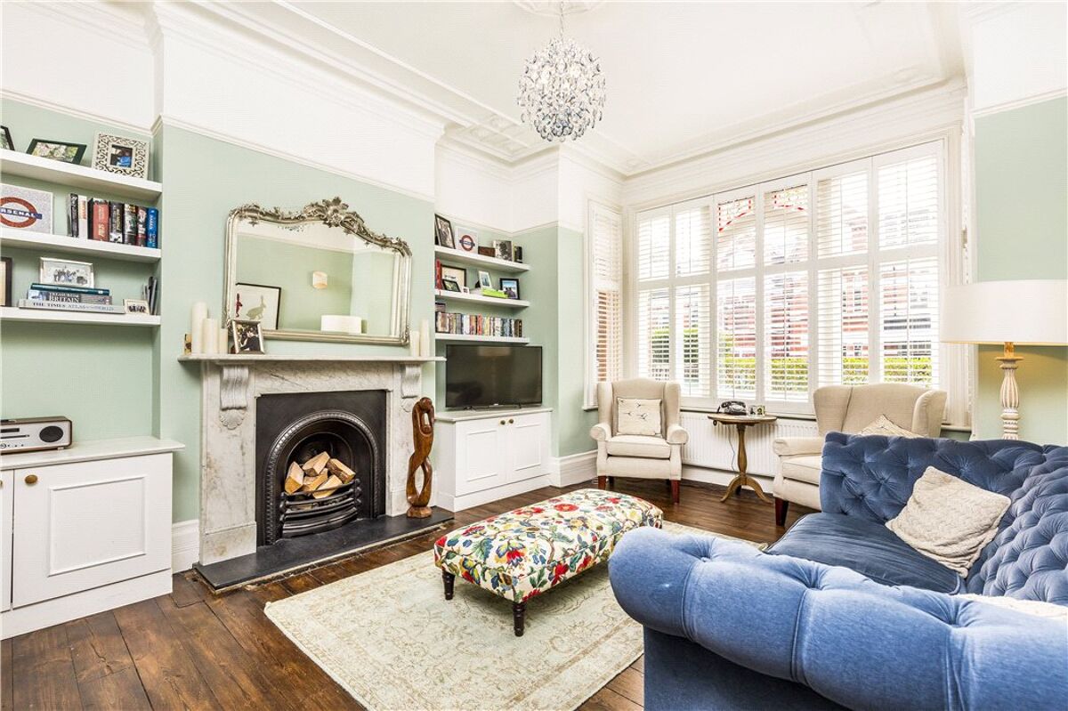 house for sale in Holmdene Avenue, Herne Hill, London, SE24 DUL170051