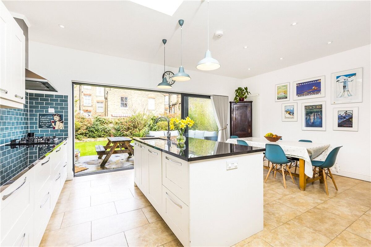 house for sale in Holmdene Avenue, Herne Hill, London, SE24 DUL170051