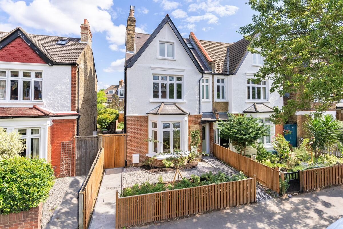 house for sale in Woodwarde Road, East Dulwich, London, SE22