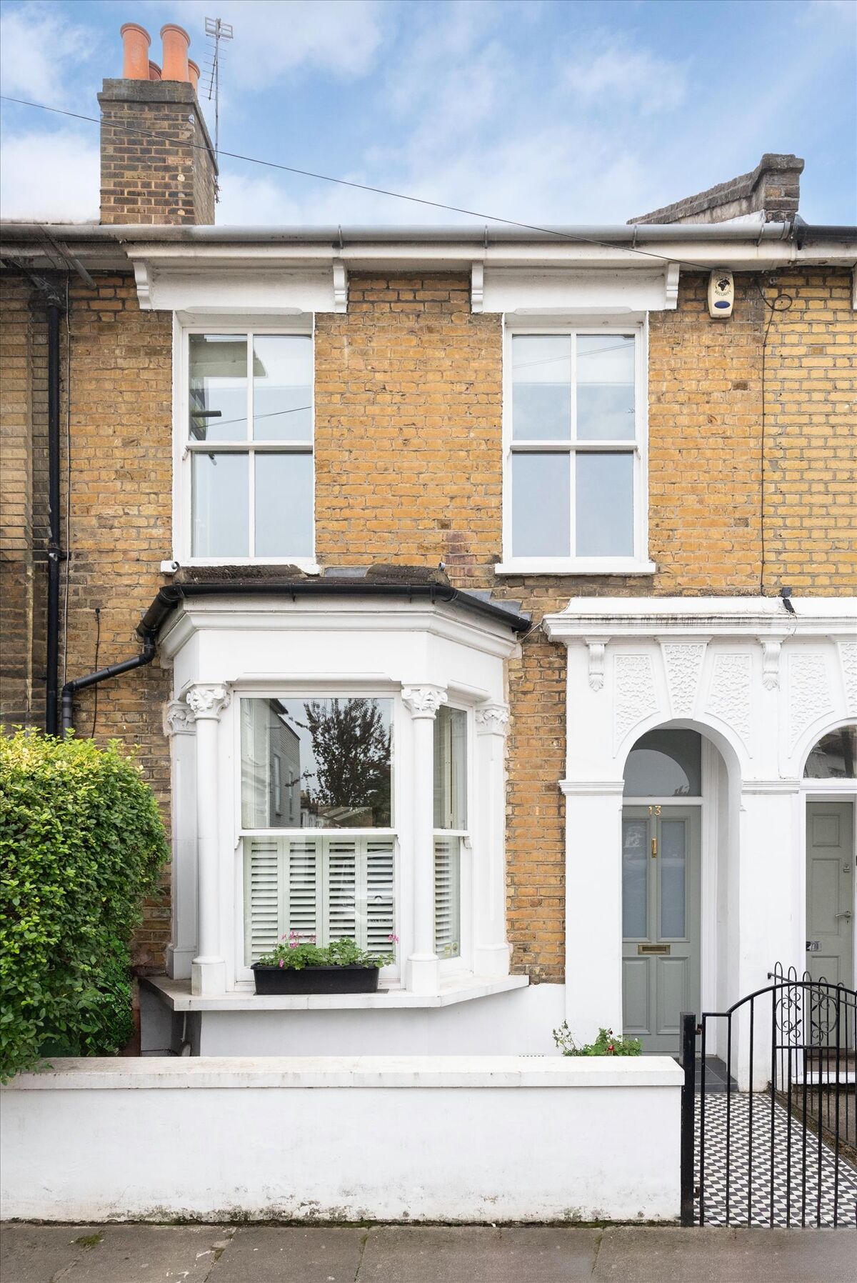 house for sale in Colwell Road, East Dulwich, London, SE22 DUL170127