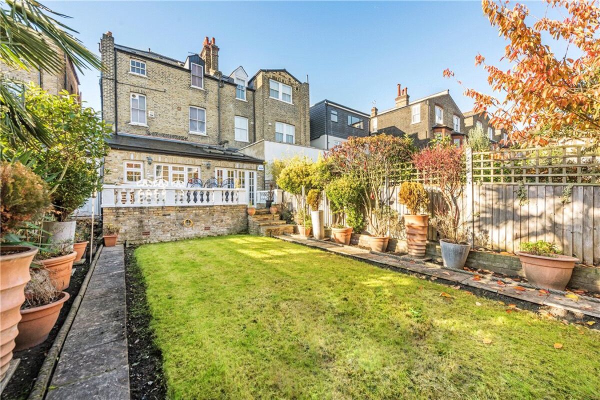 house for sale in Holmdene Avenue, Herne Hill, London, SE24 DUL170141