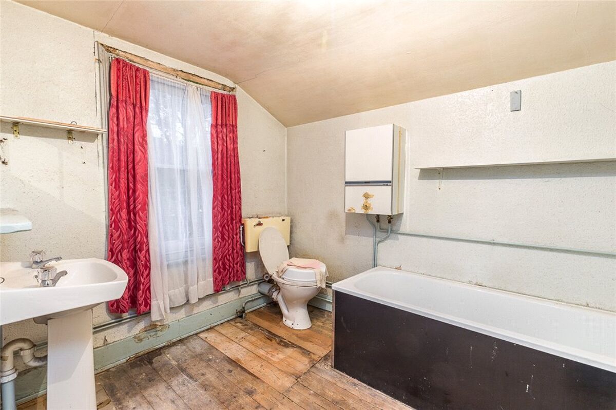 house for sale in Goodrich Road, London, SE22 DUL170187 Knight Frank