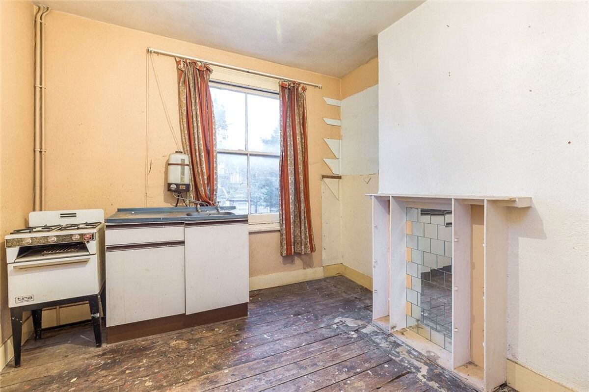 house for sale in Goodrich Road, London, SE22 DUL170187 Knight Frank