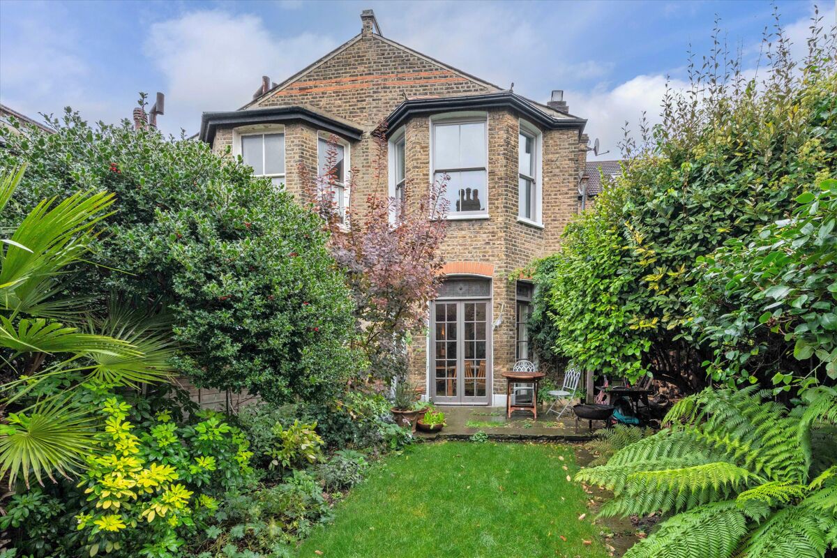 house for sale in Beckwith Road, North Dulwich London SE24 DUL170197