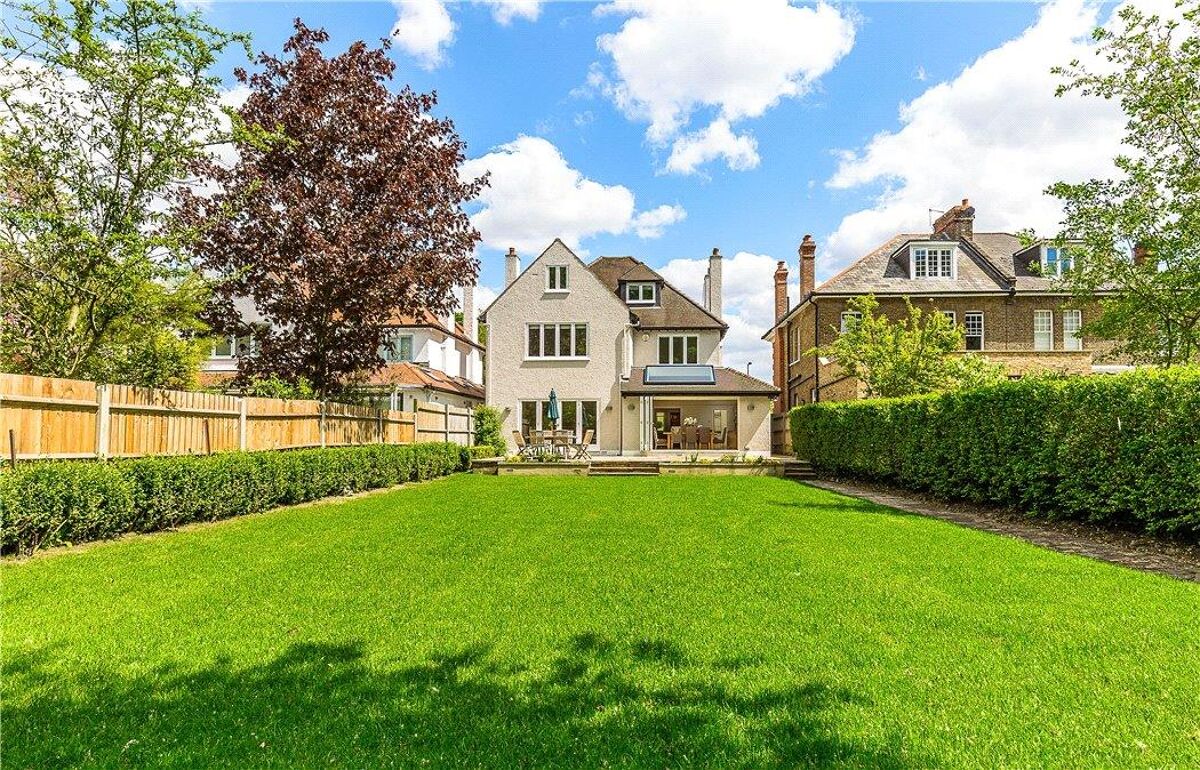 house for sale in Alleyn Park, West Dulwich London SE21 DUL180069