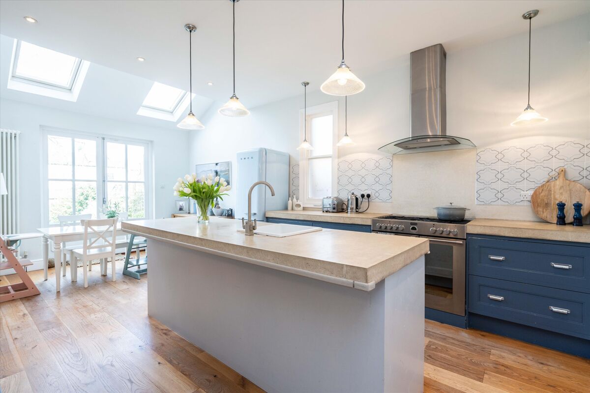 house for sale in Ildersly Grove, West Dulwich, London, SE21