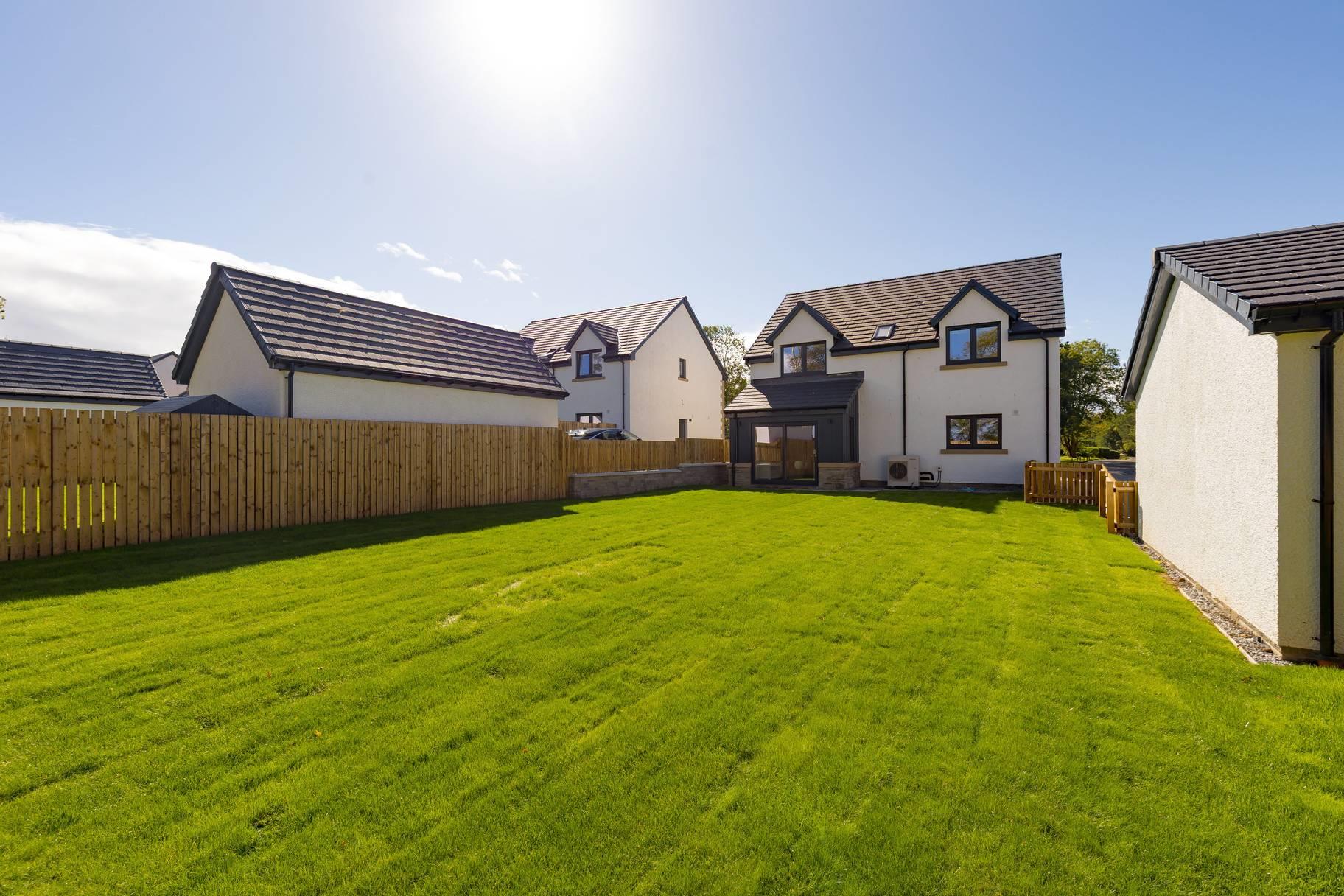 A Countryside Sanctuary Designed for the Modern Age 1