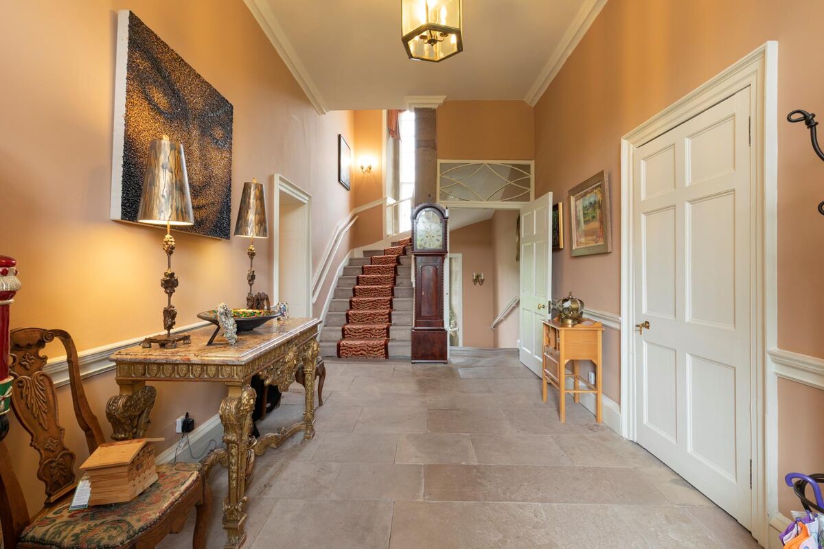 Timeless Elegance in the Countryside Retreat 6