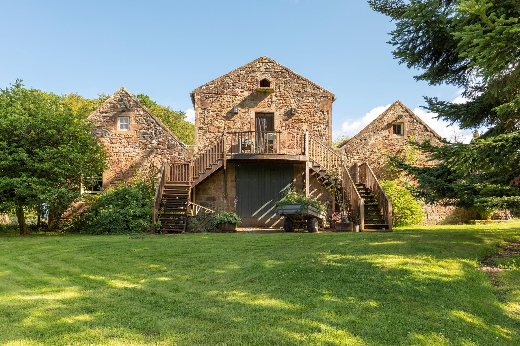 Timeless Elegance in the Countryside Retreat 1