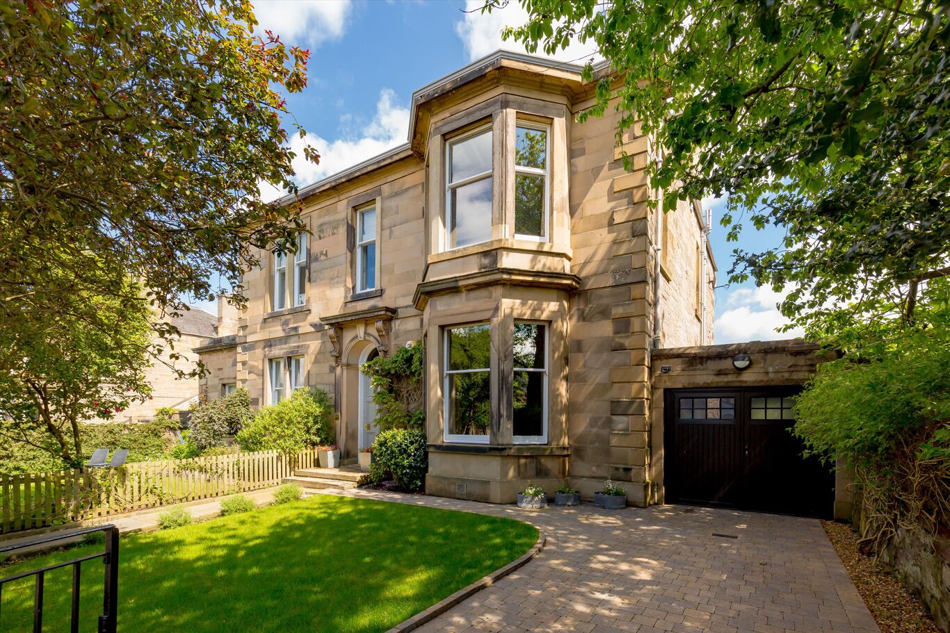 Image of West Castle Road, Edinburgh EH10