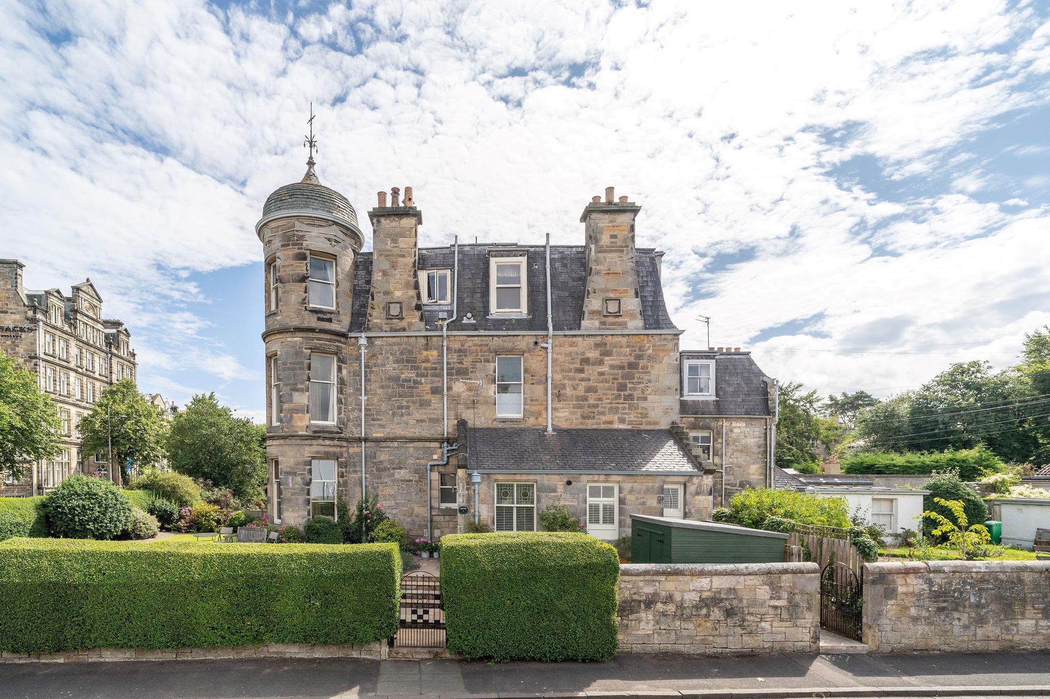 Knight Frank Property ebr012519058