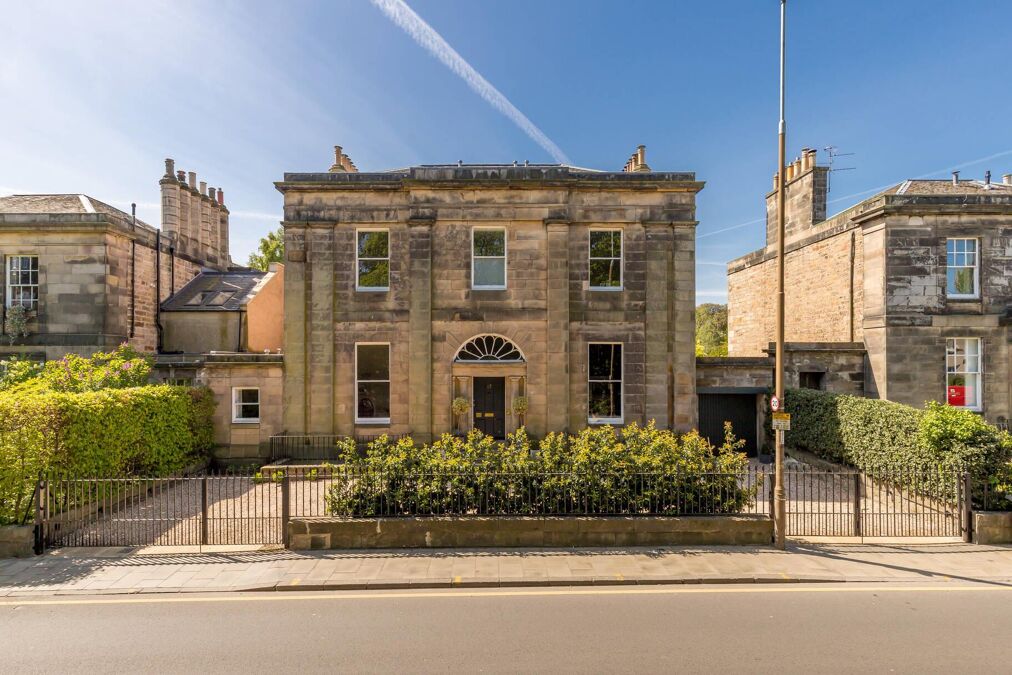 Image of Inverleith Row, Edinburgh, EH3