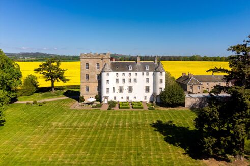 Picture of 7 bedroom house for sale.