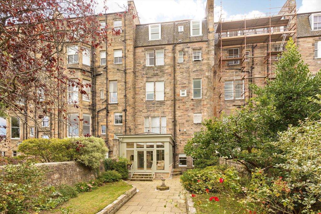 Image of Learmonth Terrace Lane, Edinburgh, EH4