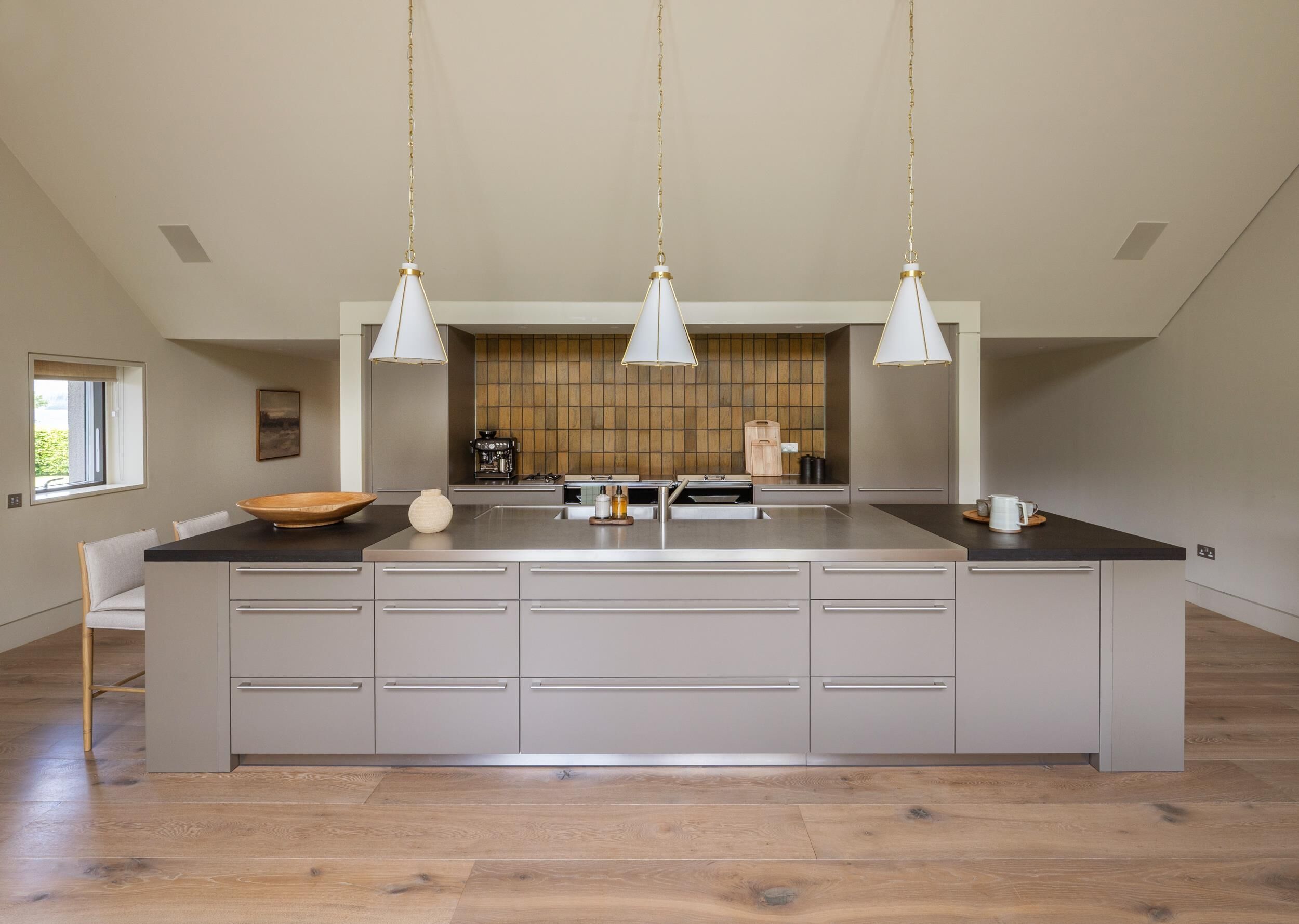 A Countryside Sanctuary: Escape to Timeless Elegance 2