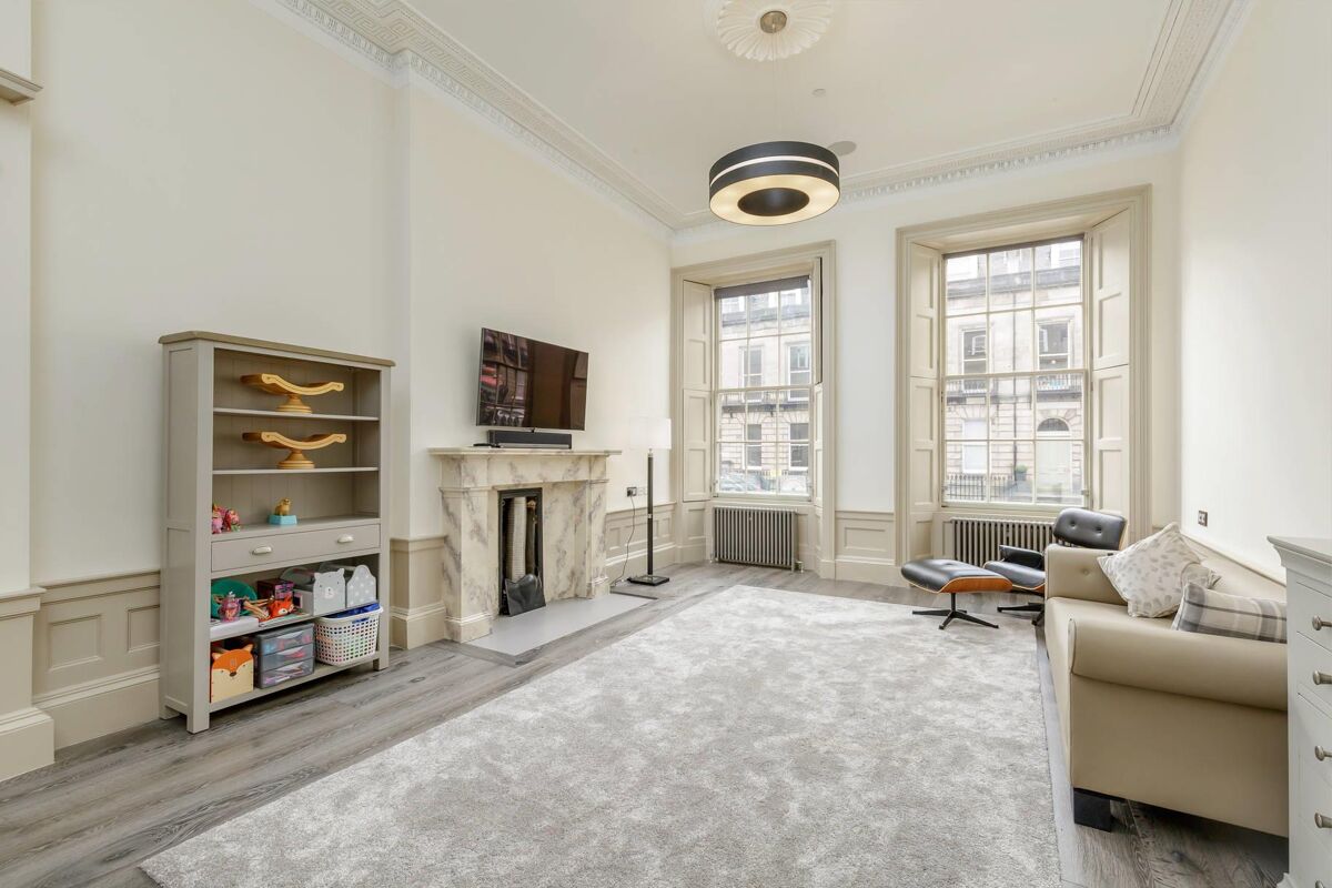 house for sale in Manor Place, West End, Edinburgh, EH3 EDC012002169