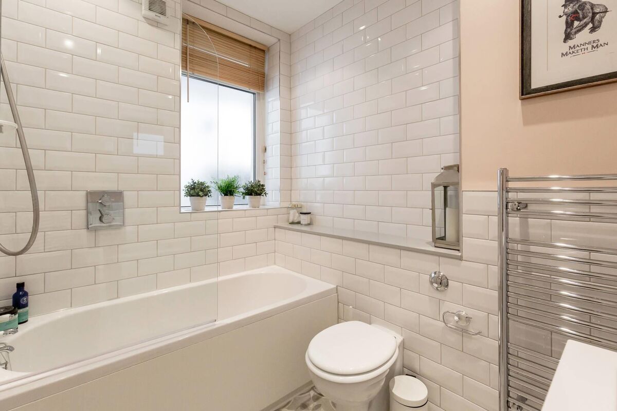 flat for sale in Learmonth Grove, Comely Bank, Edinburgh, Midlothian, EH4 EDC012005339