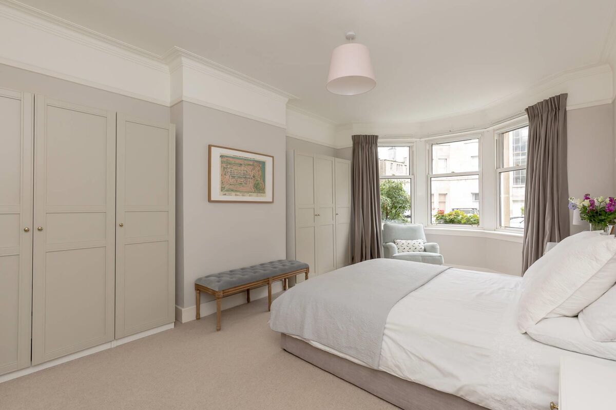 flat for sale in Learmonth Grove, Comely Bank, Edinburgh, Midlothian