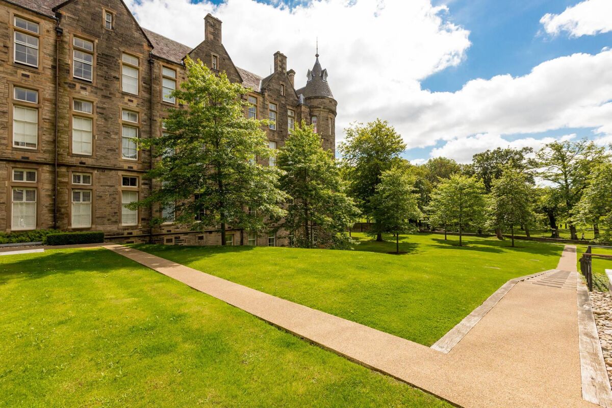 flat for sale in Simpson Loan, Edinburgh, EH3 EDC012012176 Knight Frank