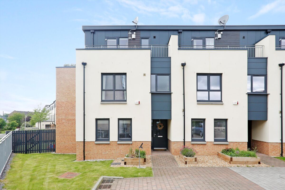 house for sale in Devon Place, Edinburgh, Midlothian, EH12