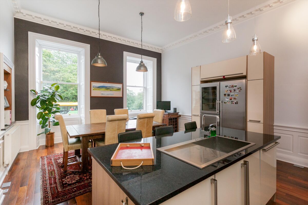 flat for sale in Hanover Street, Edinburgh, EH2 EDC012017366 Knight