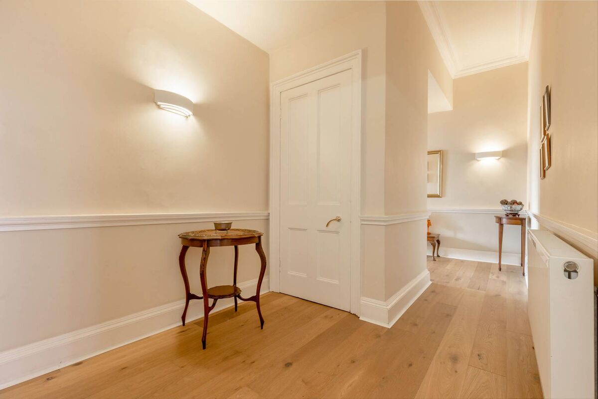 flat for sale in Ainslie Place, Edinburgh, Midlothian, EH3