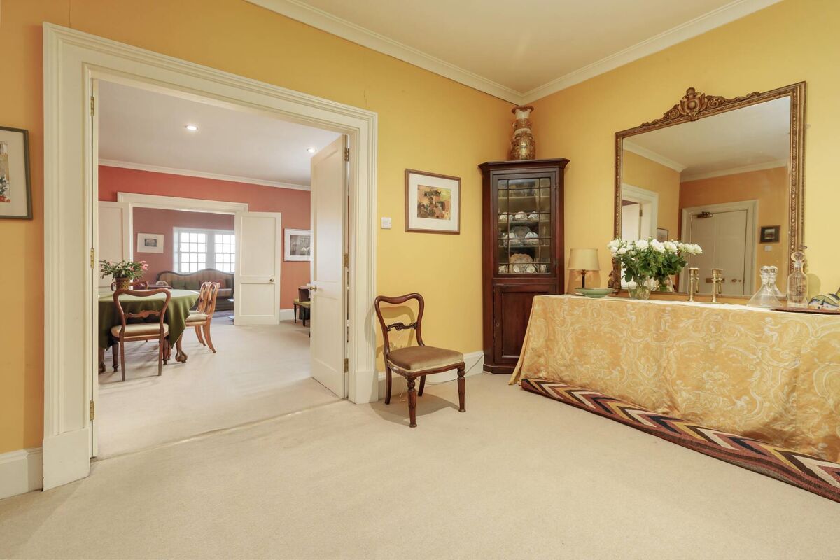 flat for sale in Ramsay Garden, Edinburgh, EH1 EDC012023744 Knight