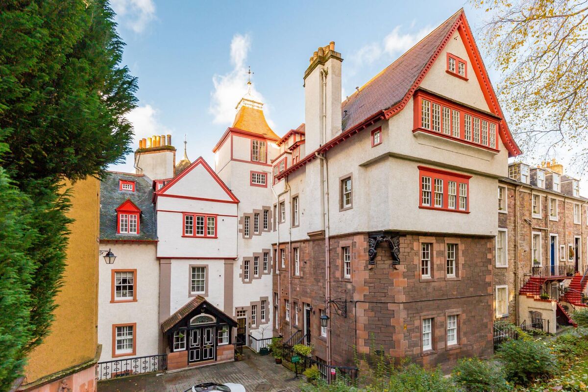 flat for sale in Ramsay Garden, Edinburgh, EH1 EDC012023744 Knight