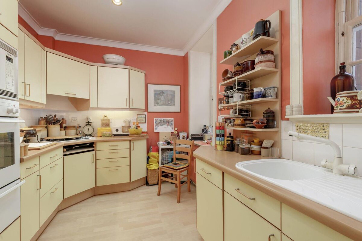 flat for sale in Ramsay Garden, Edinburgh, EH1 EDC012023744 Knight