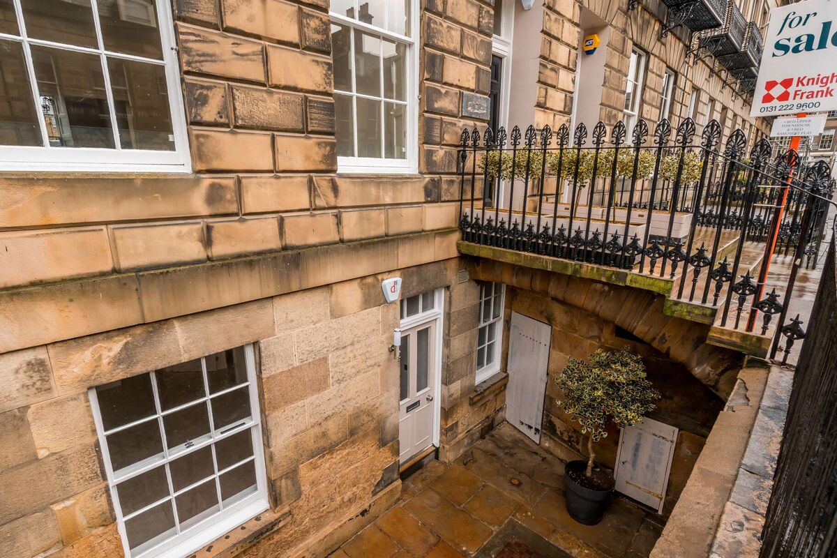 flat for sale in Manor Place, West End, Edinburgh EH3 EDC012025332