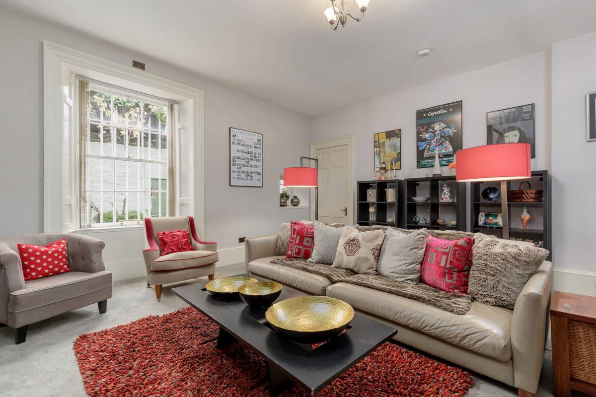 house for sale in Blenheim Place, Edinburgh, EH7 EDC012029380