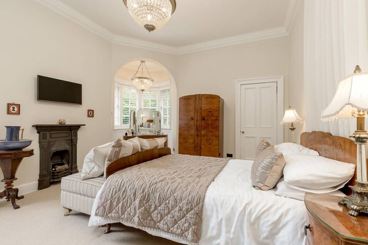 flat for sale in Colinton Road, Edinburgh, EH10 EDC012032895 Knight