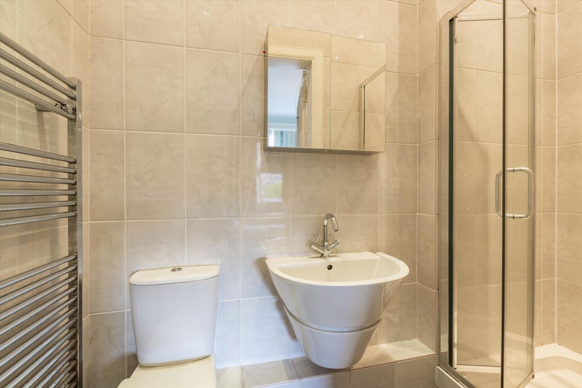 flat for sale in Brandon Terrace, New Town, Edinburgh, EH3