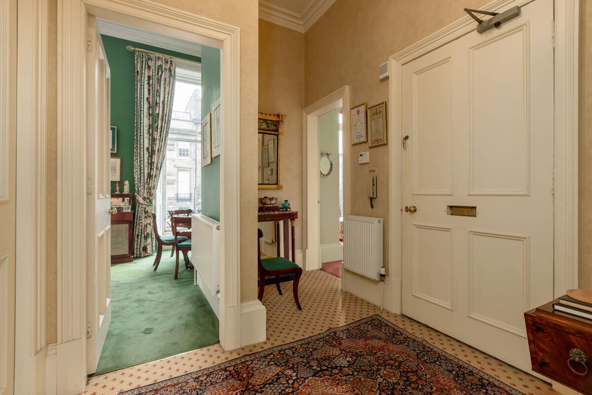 flat for sale in Great Stuart Street, Edinburgh, EH3 EDC012047015