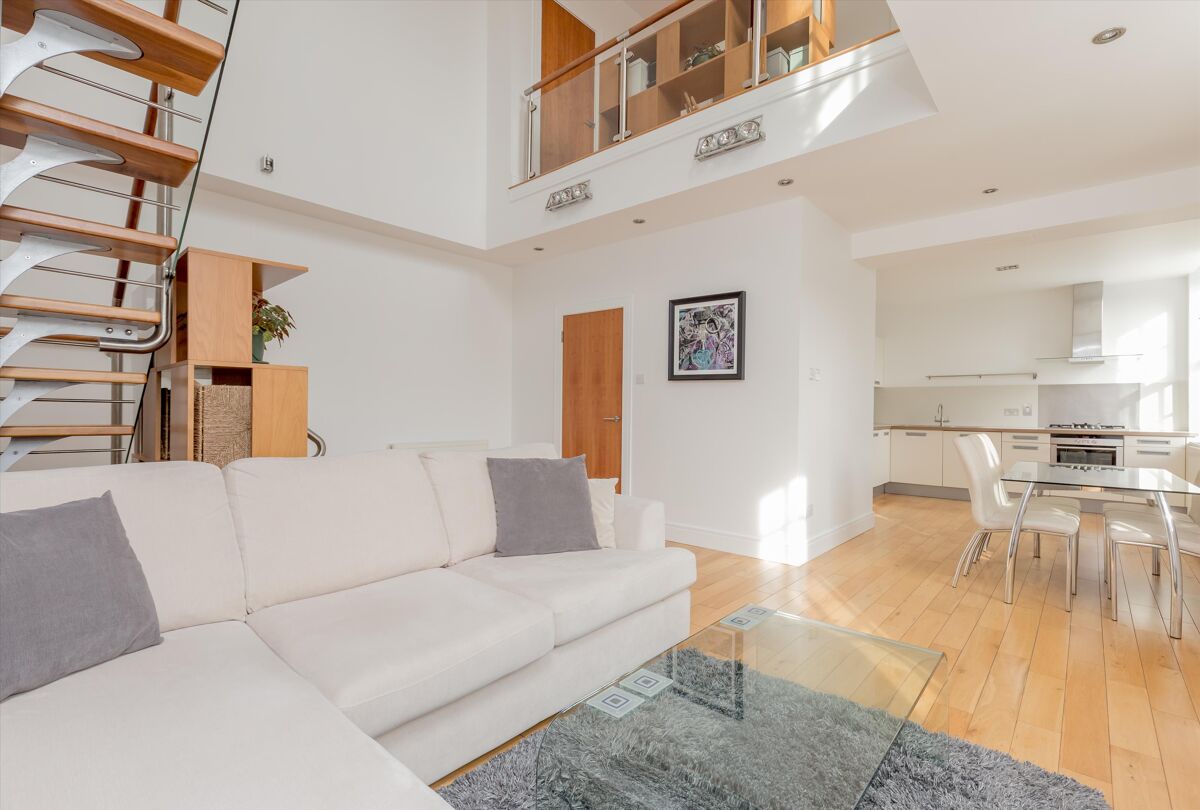 flat for sale in Brunswick Street, Edinburgh, EH7 EDC012047425