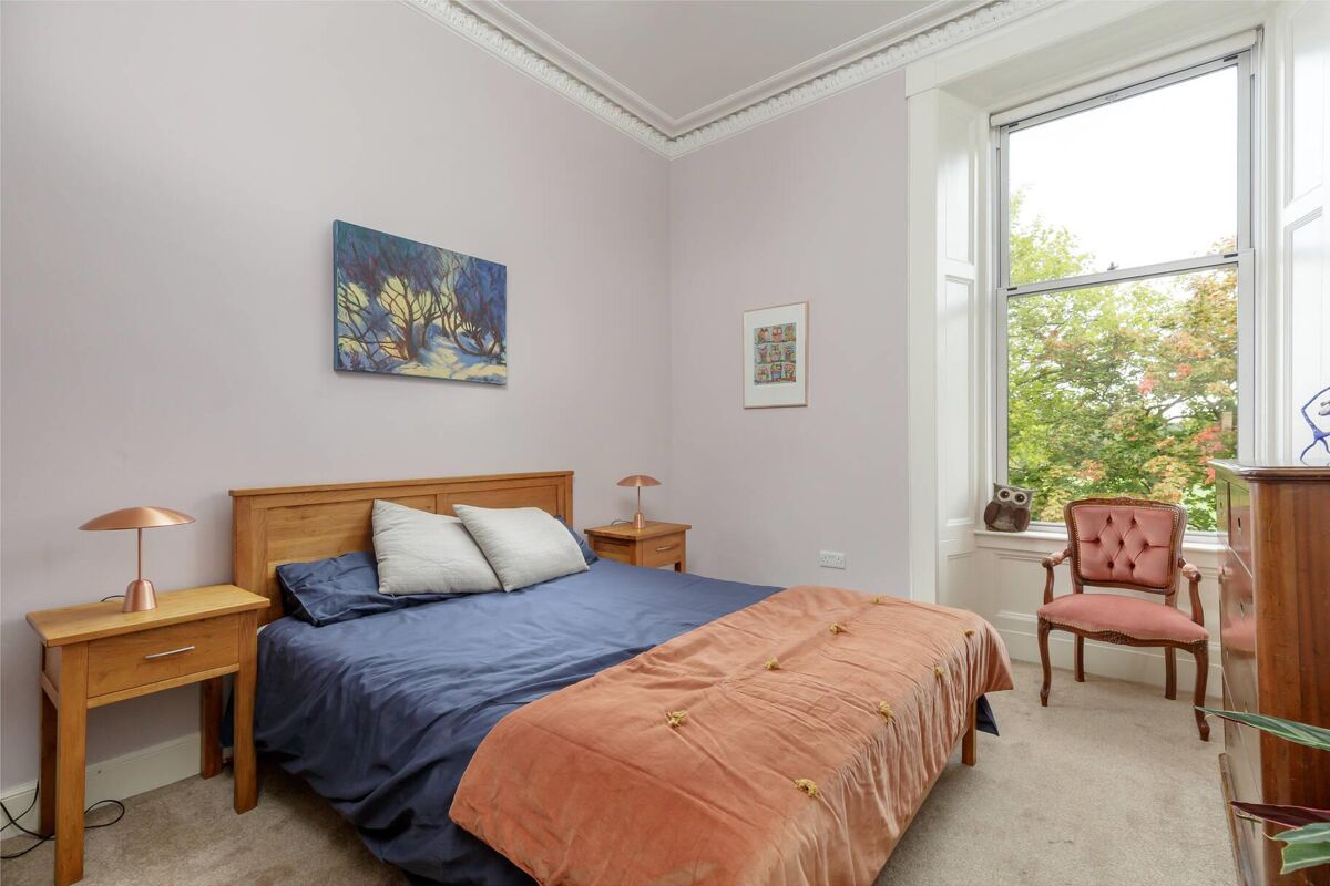 flat for sale in Comely Bank Road, Edinburgh, EH4 EDC012056683