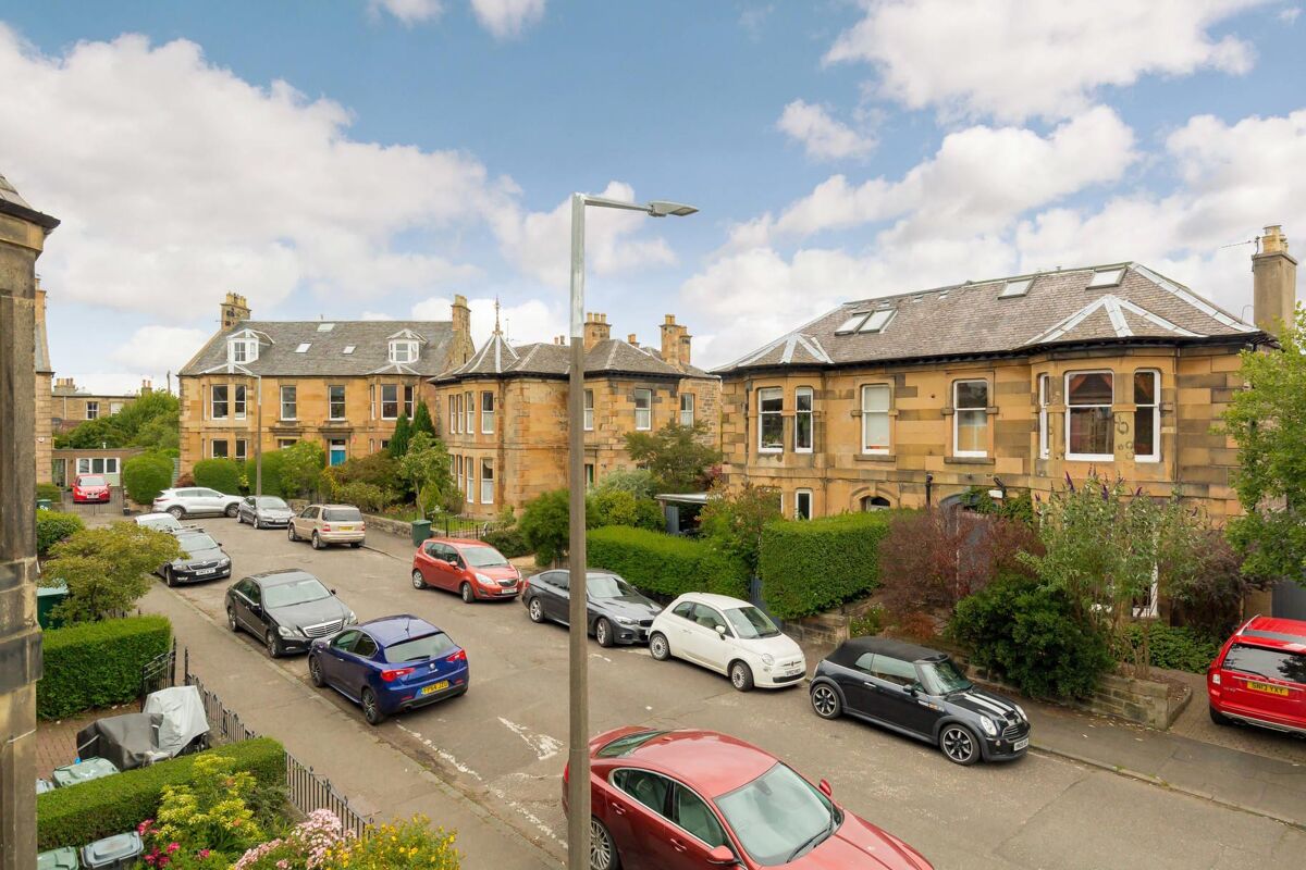 House for sale in Summerside Place,